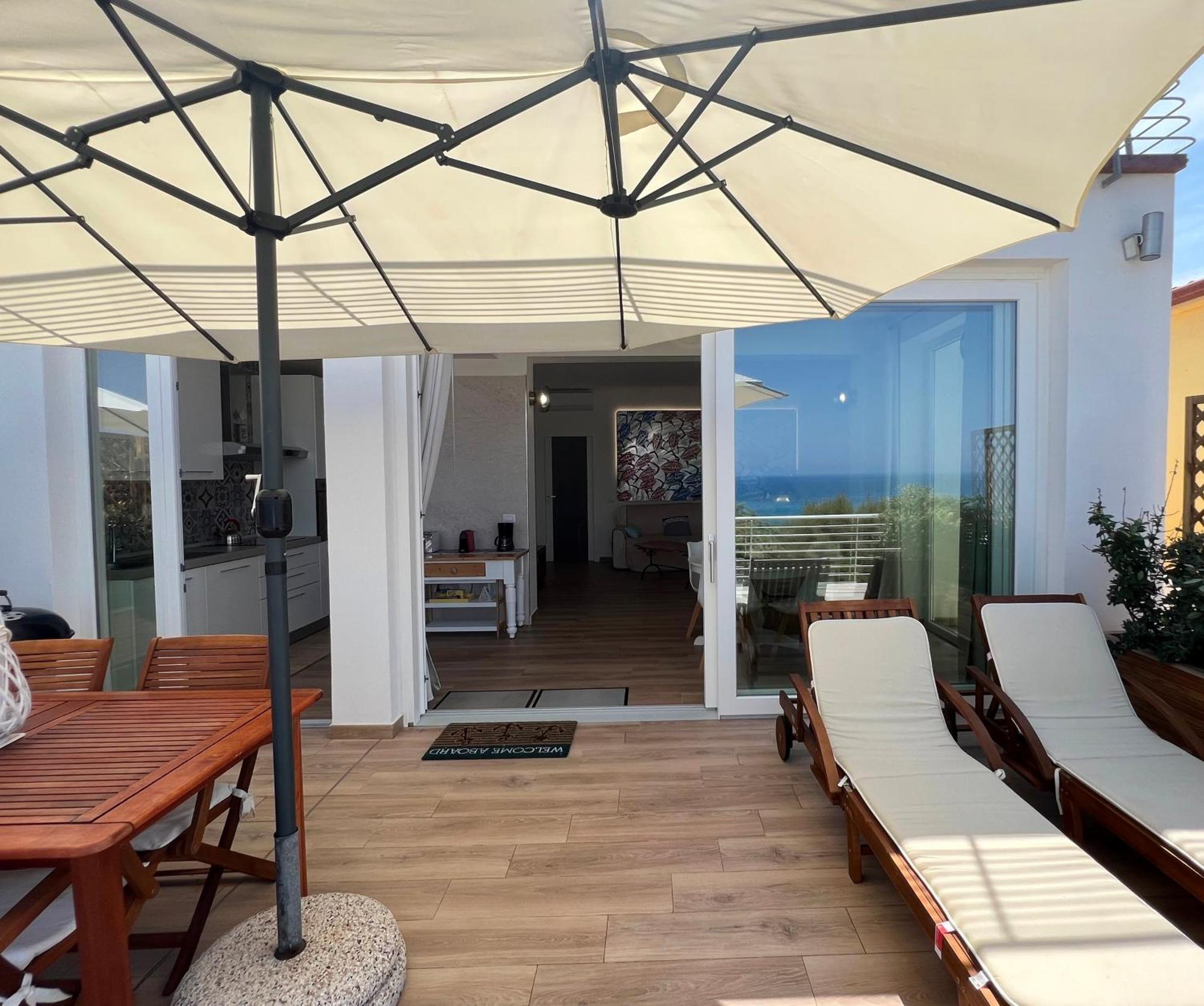 Alba Stupendo Appartamento In Villa Fronte Mare - Golfo Dell'Asinara - Internet Free Valledoria  Ngoại thất bức ảnh